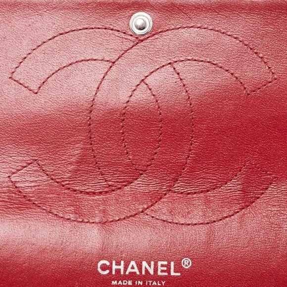 Chanel Red Quilted Patent Leather Classic Jumbo Double Flap Bag - Picture 4 of 9